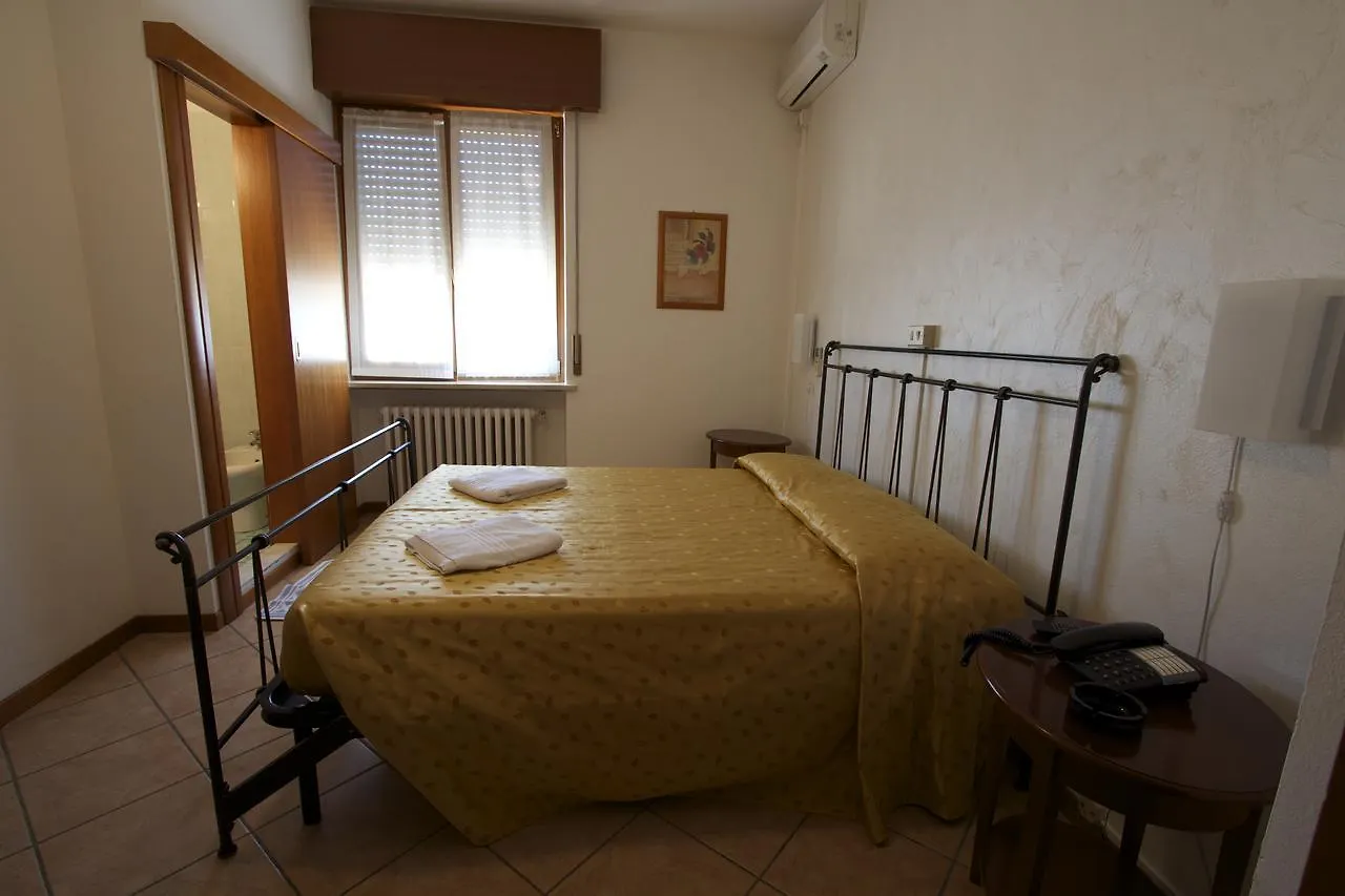 Hotel Albergo Tavernetta Castelnuovo del Garda