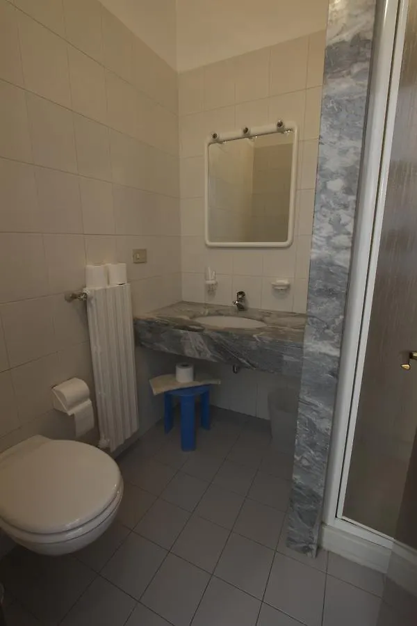 Albergo Tavernetta Castelnuovo del Garda Italy